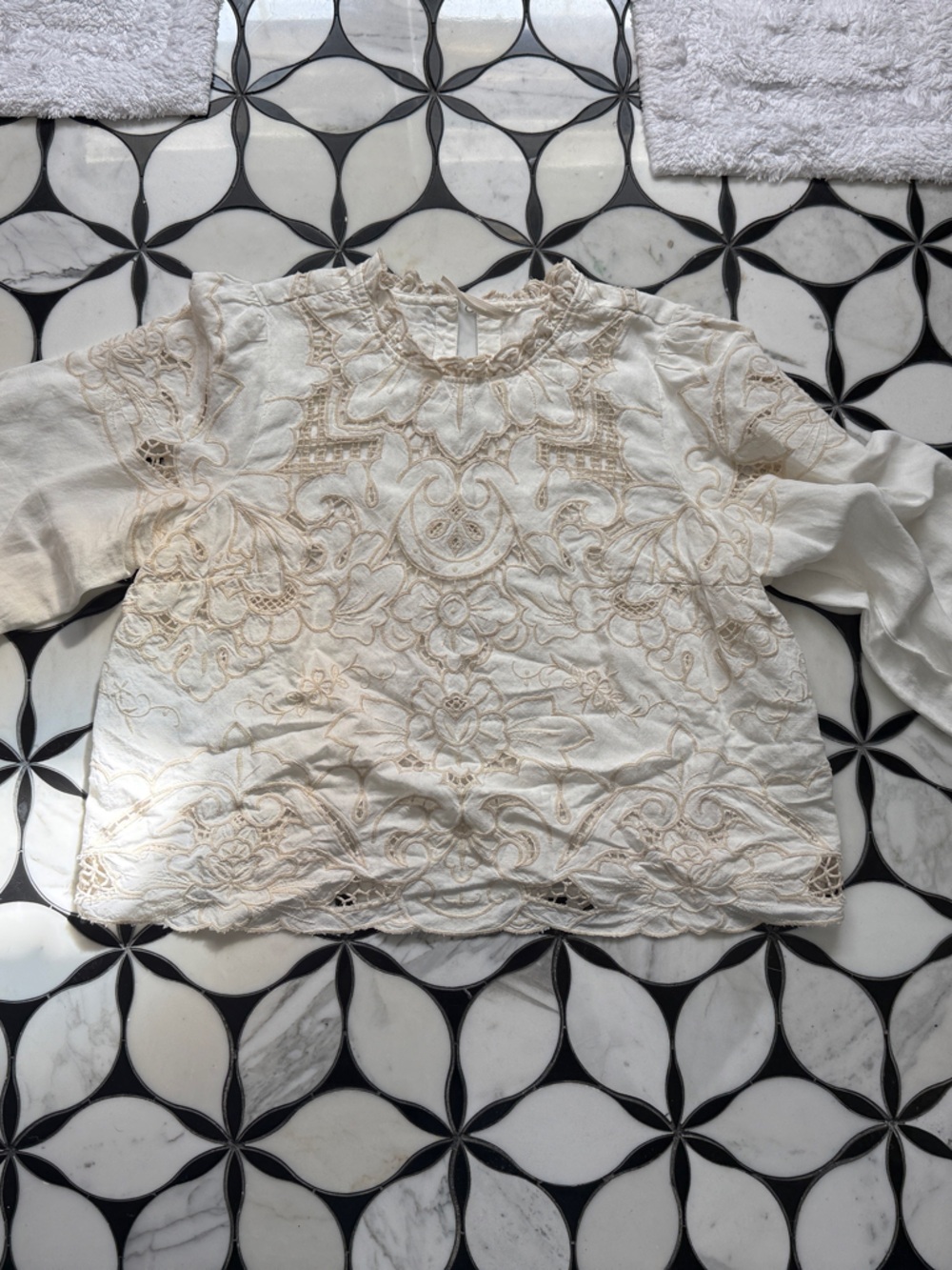 Anthropologie Women's Embroidered Cream Long-Sleeve Tunic Top XL